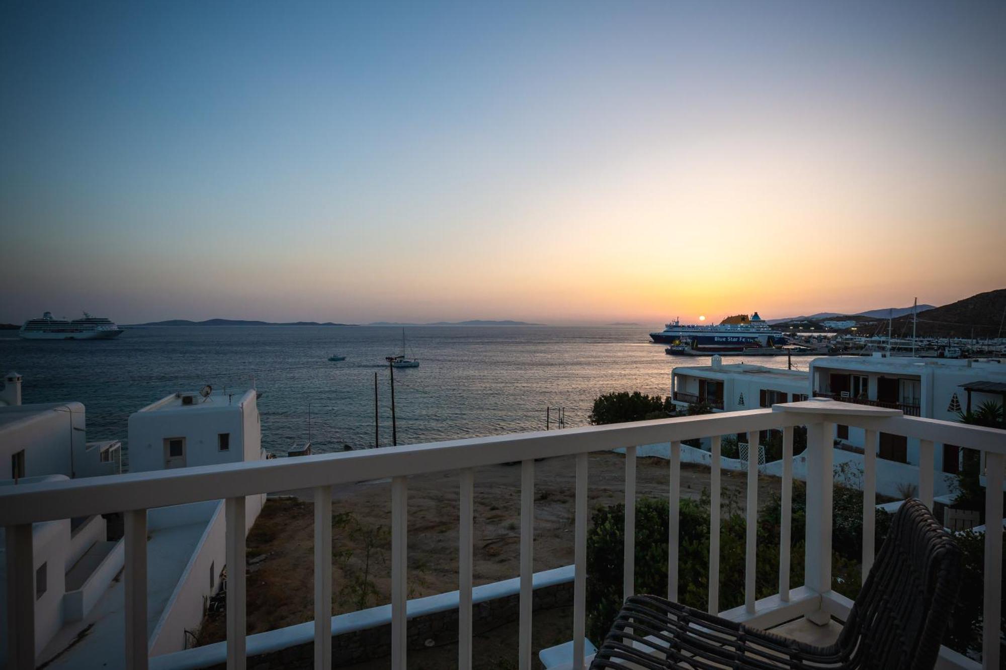 Namaste Boutique Apartments Mykonos Tourlos Eksteriør billede
